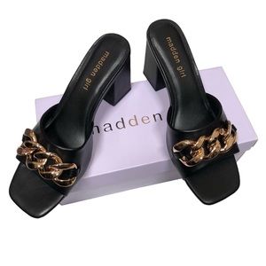 Madden Girl Women’s Mules Golden-C black pari Size 8.5
